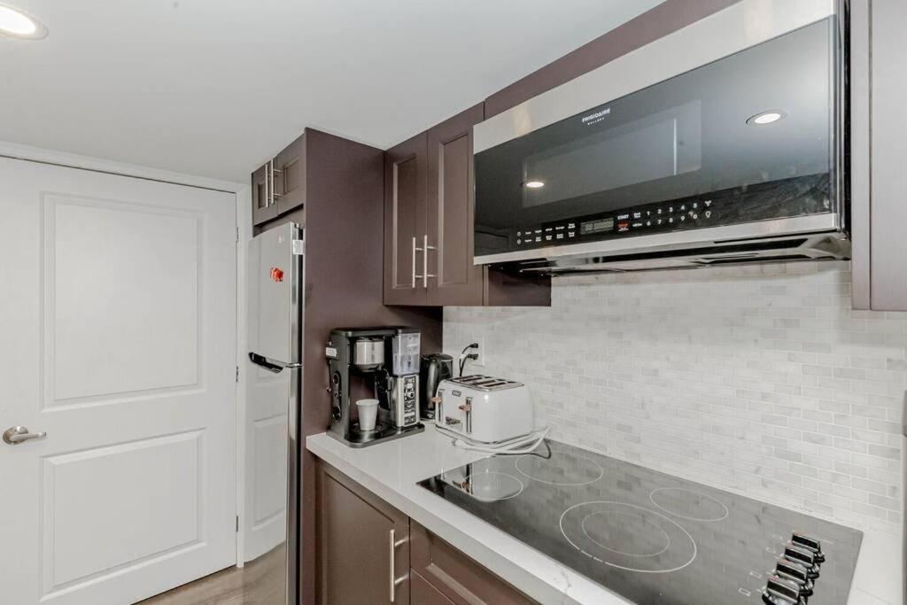 Luxury Basement Apartment In 奥克维尔 外观 照片